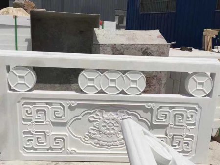 古錢(qián)幣狀漢白玉石欄板